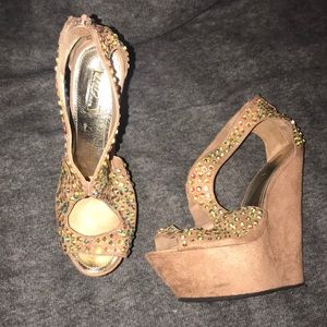 Bling Taupe Wedge
